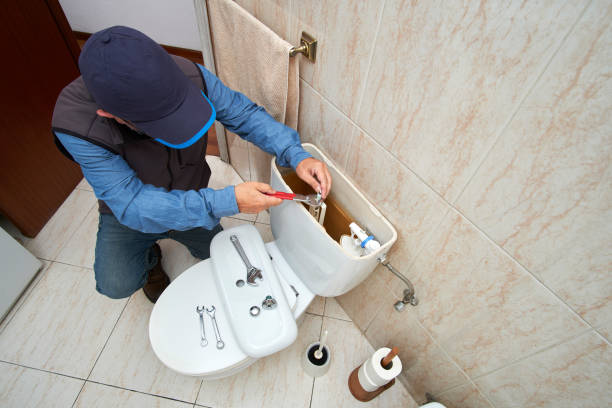 Best Commercial Plumbing Services  in Pine Manor, FL